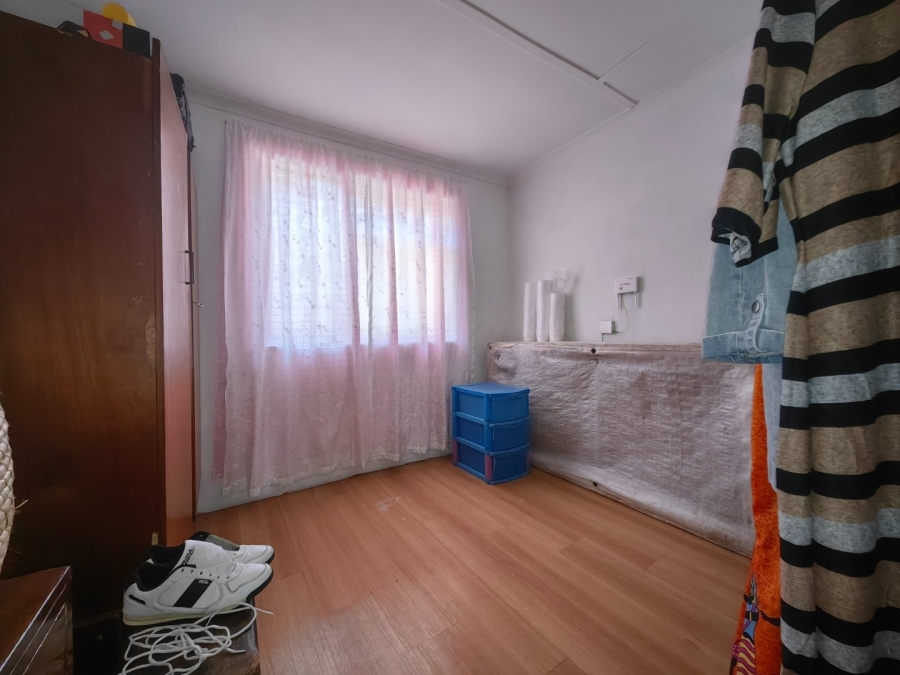 6 Bedroom Property for Sale in Roosendal Western Cape